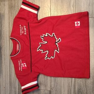 Canada 🇨🇦 Athletics Est. 1867 Boys sz M Jersey excellent condition